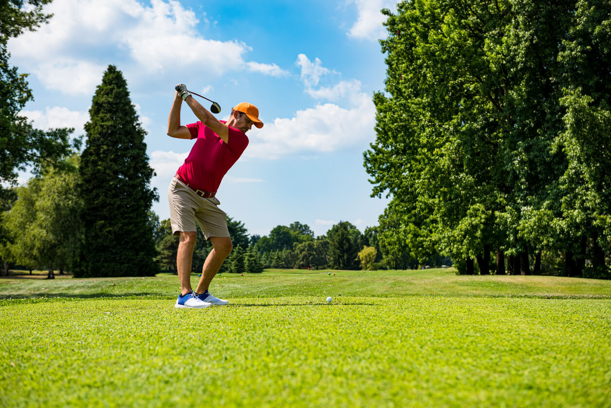 What are the most common golf shot shapes? - Golf Care Blog