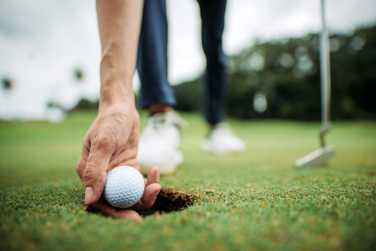 The 8 Best Golf Balls For High Handicappers - Golf Care Blog