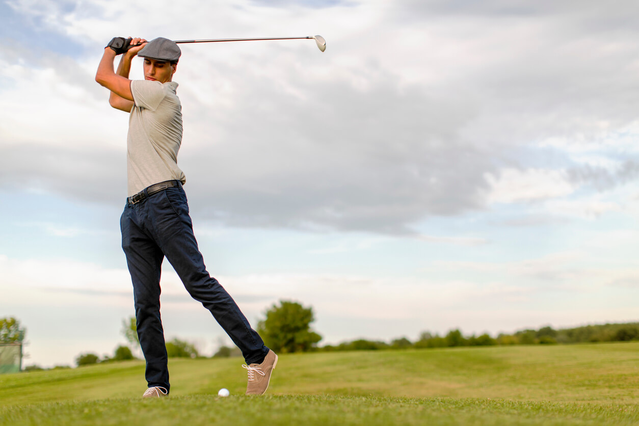 How to become a golf pro (step-by-step guide) - Golf Care Blog