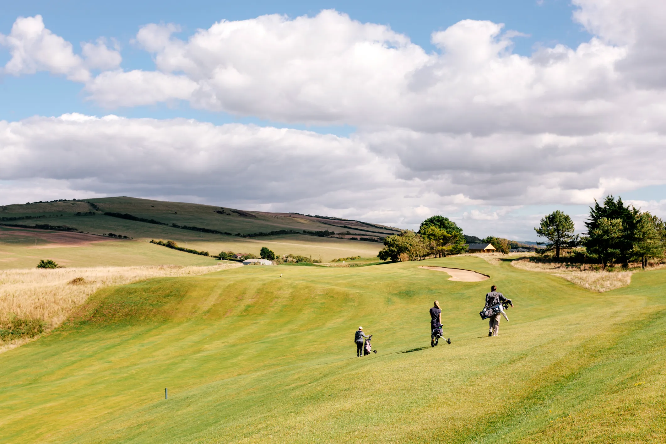 How many golf courses are there in the UK? 